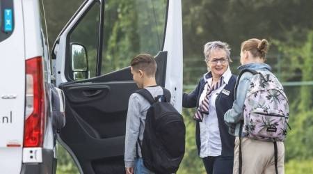 Gemeente Amsterdam verlengt contract leerlingenvervoer met Munckhof