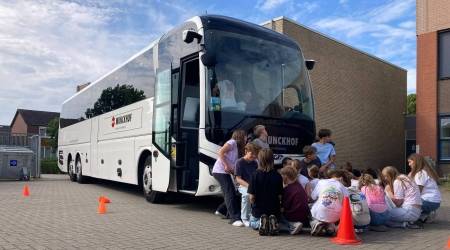 Dendron College en Munckhof geven 300 brugklassers verkeersveiligheidsles
